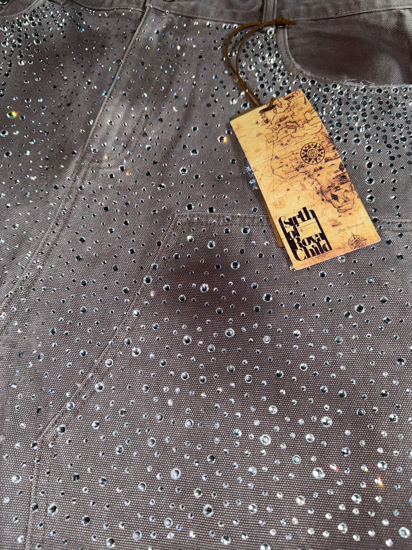 Birth Of Royal Child Redial 20k Diamond Shorts in Washed Brown