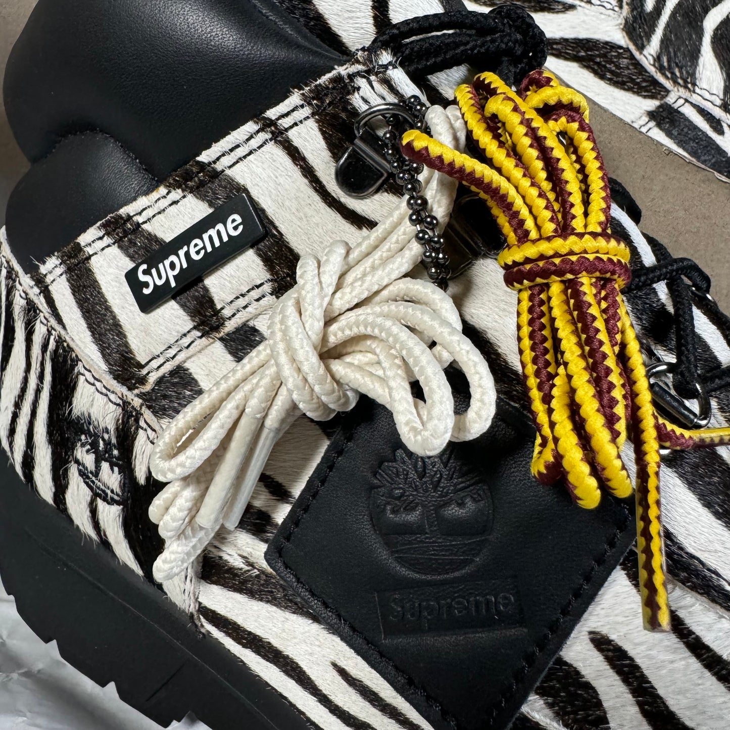 Timberland x Supreme Field Boot Mid Lace Up Zebra