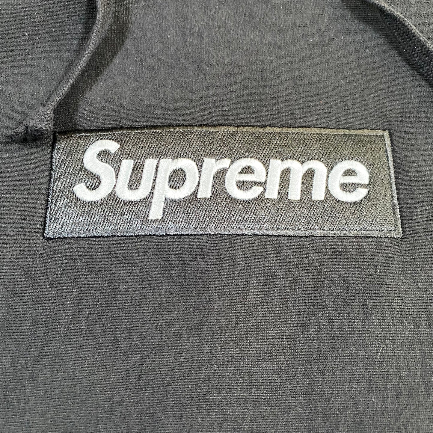 Supreme Box Logo ‘Black’ Hoodie